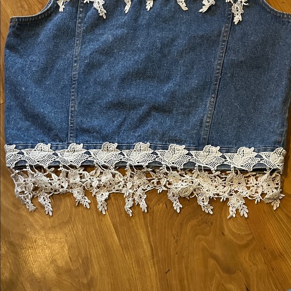 Logo Club Denim vest with lace - Picture 9 of 10
